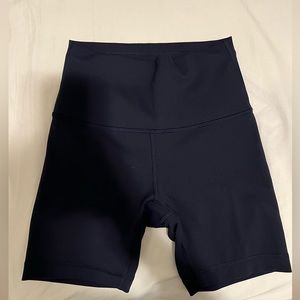 Lululemon winder train high rise short 4”